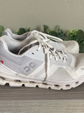 On Cloudrunner White Frost Womens Running Shoes Size 8